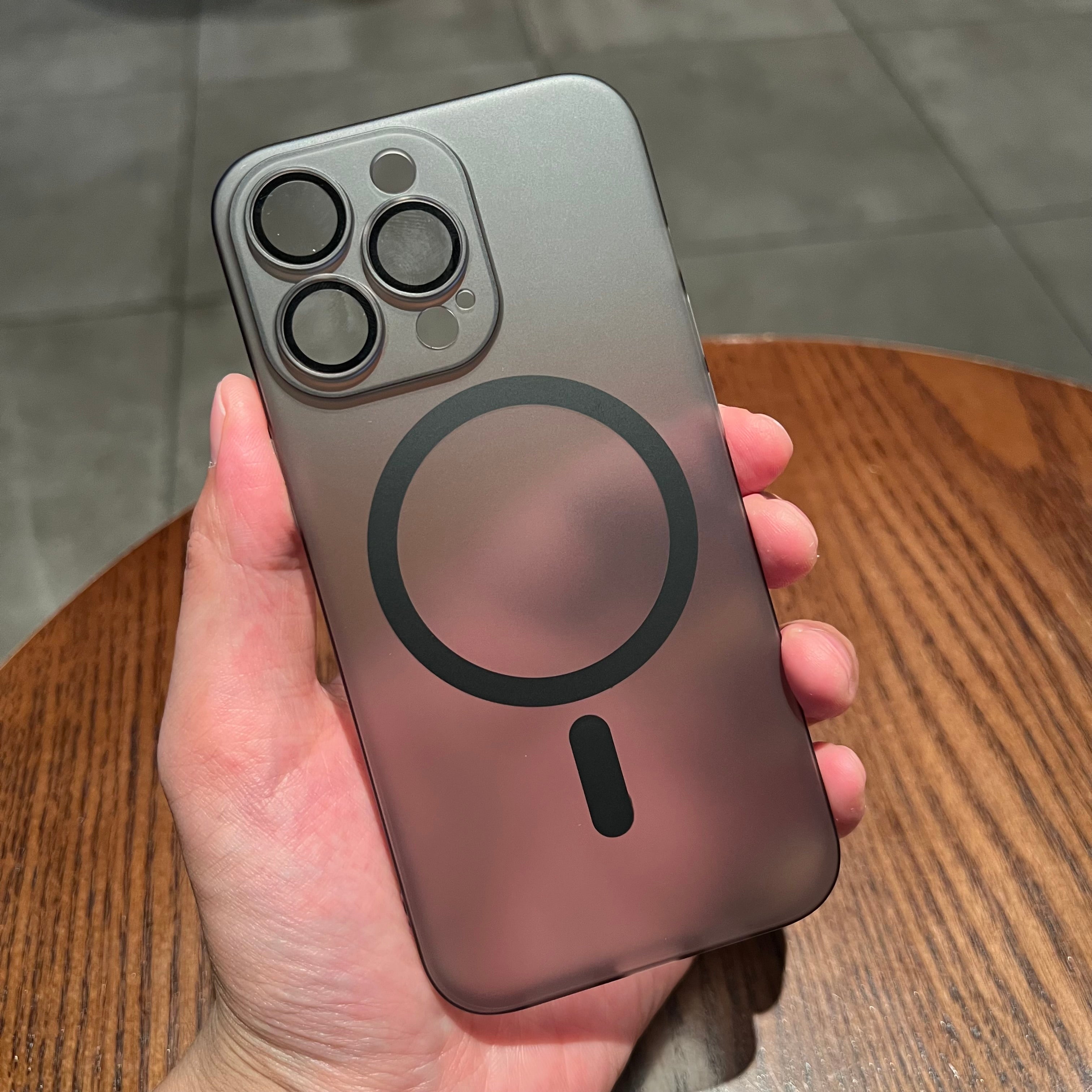 Ultra-Dünne Magnetische Transparente für Apple iPhone 17/17 Air, 16/16e, 15, 14, 13, 12 Pro Max Plus Mini Hülle | Premium Stoßfeste Schlanke Randlose Klare Wasserabweisende Schutzhülle mit Magsafe