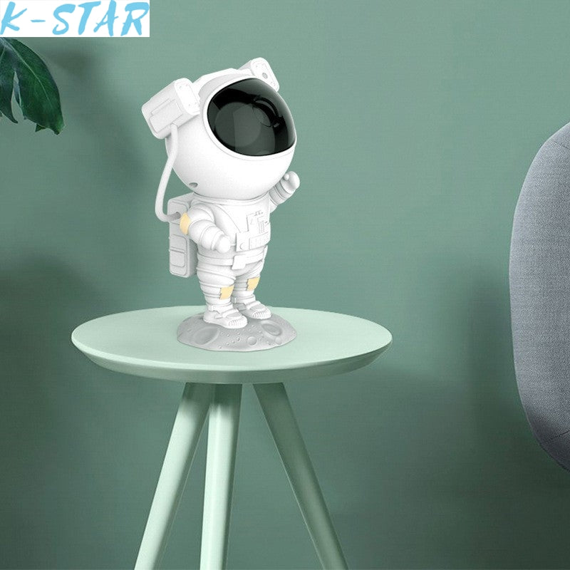 Hochwertiges Astronaut Sternenprojektor Nachtlicht mit Fernbedienung